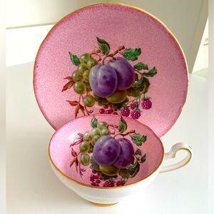 EUC Vtg Old Royal Fine Bone China Teacup and Saucer in Pink with Fruit Coffee